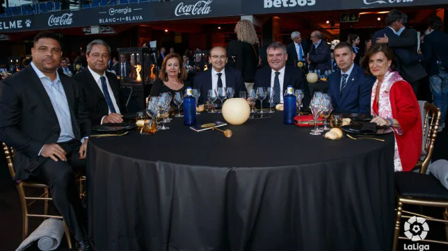 Manuel Vizcaíno comparte mesa y mantel con Ronaldo