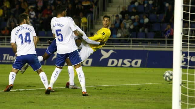 Tenerife 1 Cádiz CF 1 (Crónica) Otro punto al zurrón