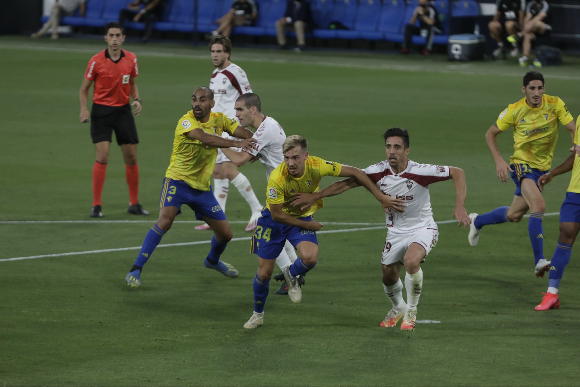 Cádiz CF-Albacete (0-1) Ni ganas de Copas