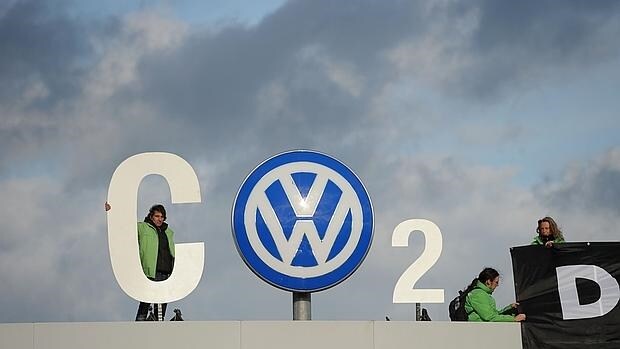 Protesta de Greenpeace contra el escándalo de emisiones de Volkswagen