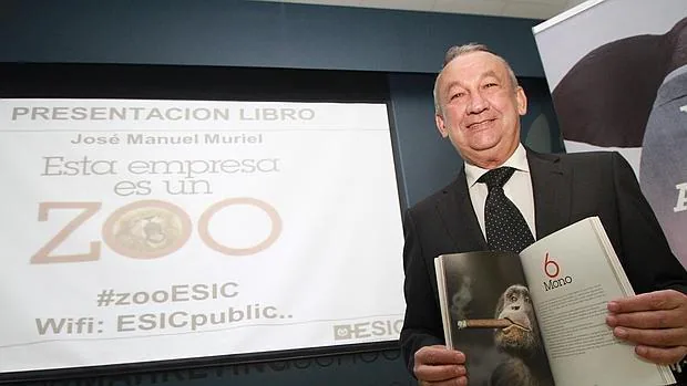 José Manuel Muriel presentó su libro en la sede de ESIC en Sevilla