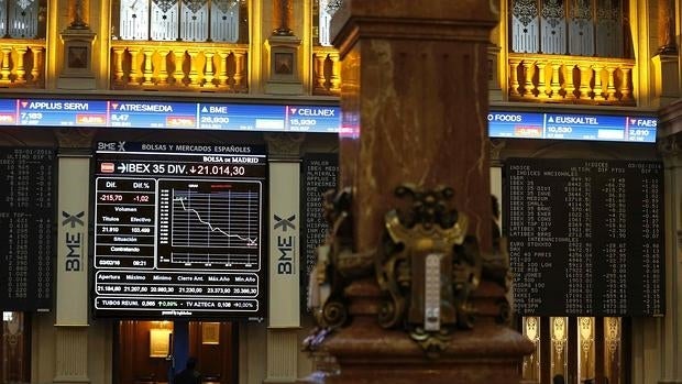 El Ibex pierde un 2,51% tras las caídas de la banca