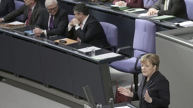 La canciller alemana, Angela Merkel, durante un discurso en el Bundestag