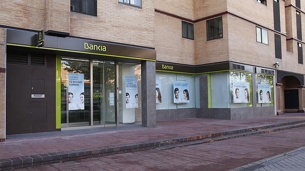 La entidad también ha puesto a la venta unos 500 activos singulares repartidos por toda España como garajes, oficinas, naves industriales o solares