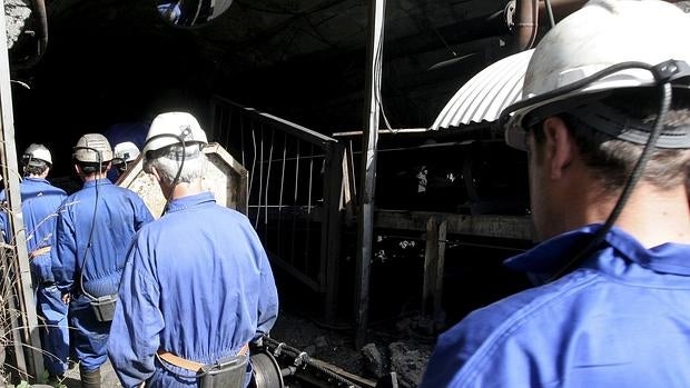 El coste laboral por hora trabajada sube un 1,8% en el cuarto trimestre de 2015