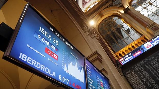 El Ibex se deja los 9.000 puntos en una jornada marcada por los atentados de Bruselas