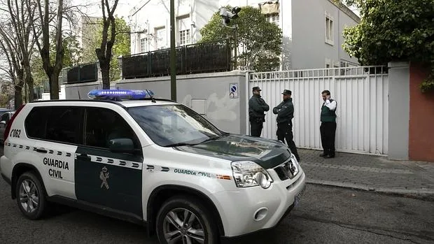 La Guardia Civil halló 160.000 euros en los registros de la operación contra Mario Conde