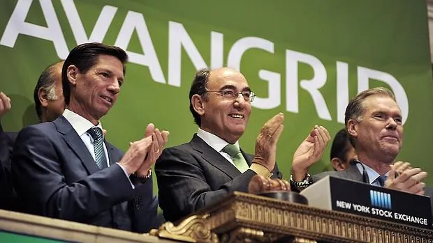 Ignacio Galán, presidente de Iberdrola (centro de la imagen), en la Bolsa de Nueva York