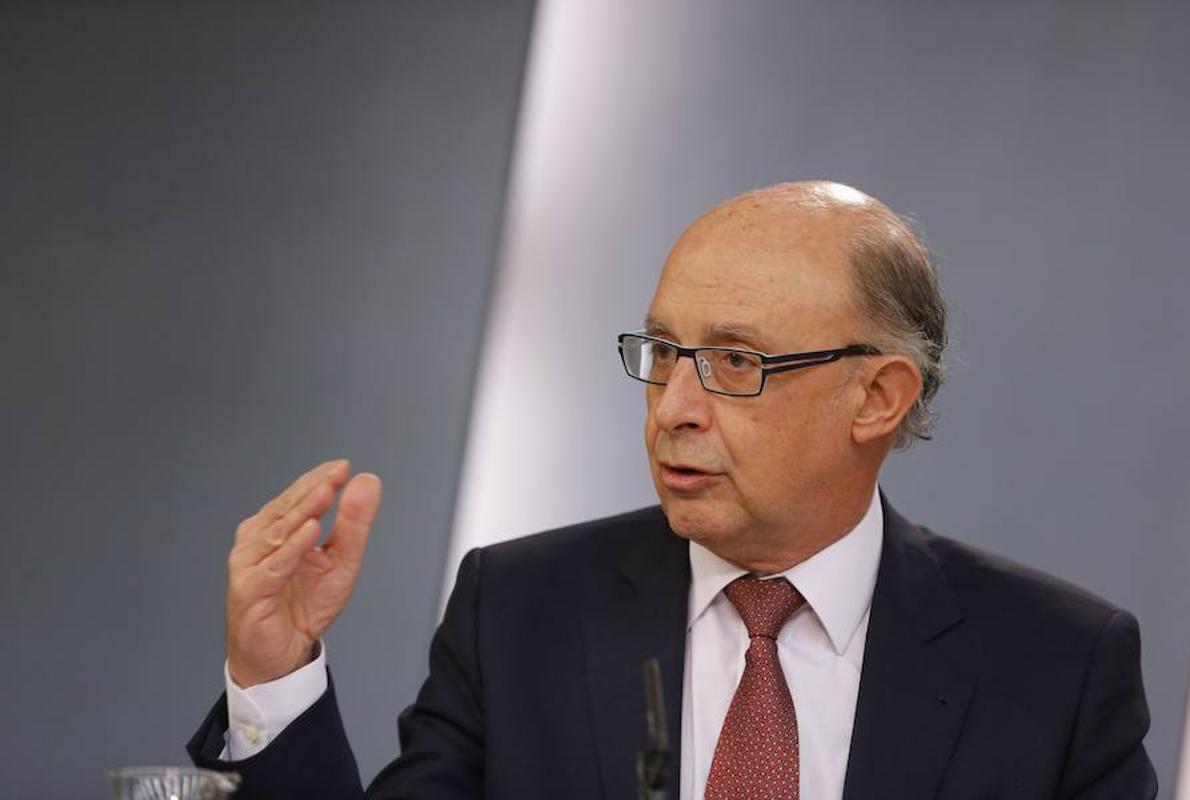 Cristóbal Montoro, ministro de Hacienda en funciones