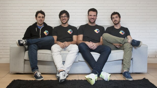 De izquierda a derecha: Santi Herrero, Quim Sabrià, Xavier Vergés, Jordi González, los fundadores de EDpuzzle