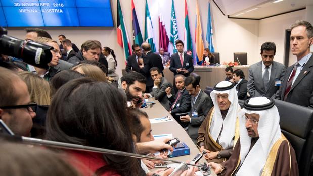 Cumbre de la OPEP celebrada el pasado día 30 de noviembre