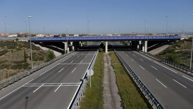 Vista de la R-2, la autopista de peaje que discurre a lo largo de 62 kilómetros entre la M40 y Guadalajara