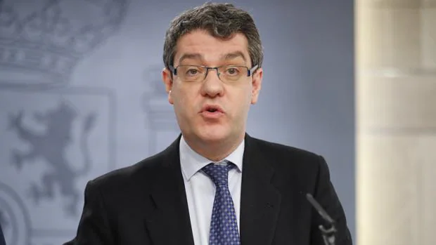 El ministro de Energía, Álvaro Nadal, en el Consejo de Ministros