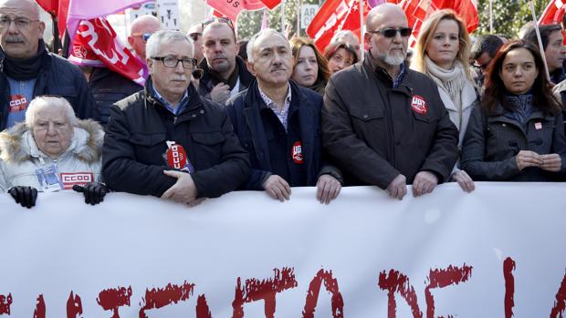 Toxo y Álvarez advierten de que «todavía se está lejos de dejar atrás los efectos de la crisis»