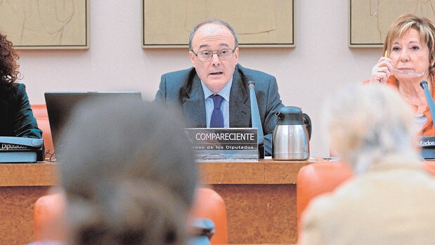 El gobernador del Banco de España compareció la semana pasada en la comisión del Pacto de Toledo
