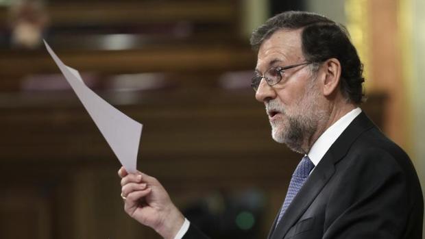 Rajoy anuncia que se ha cumplido con el objetivo pactado de déficit del 4,6% en 2016