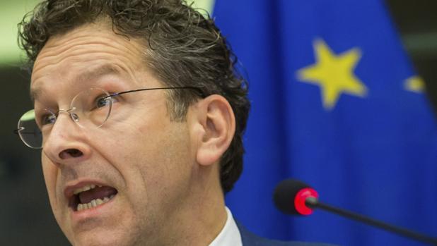 Dijsselbloem rechaza disculparse por afirmar que los países del Sur gastan el dinero en «alcohol y mujeres»