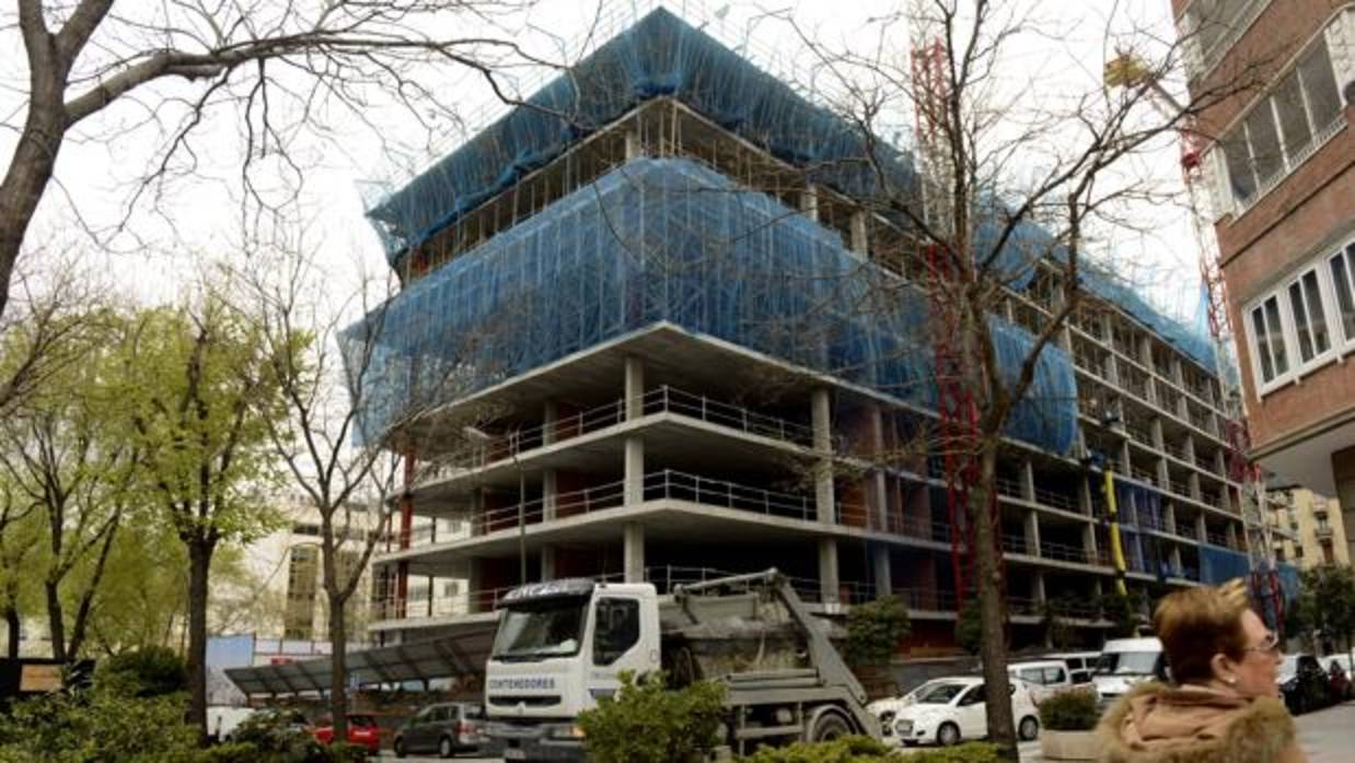 Construcción de un bloque de viviendas en Madrid