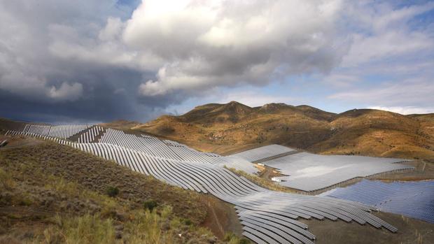 Imagen de una instalación fotovoltaica en Almería