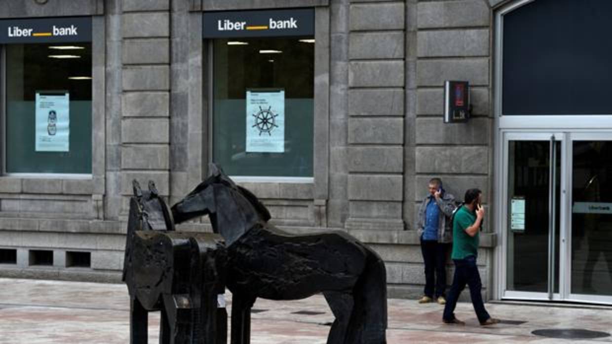 Oficina de Liberbank en Oviedo