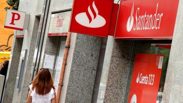 Adicae exige al Santander que compense a todos los accionistas del Popular