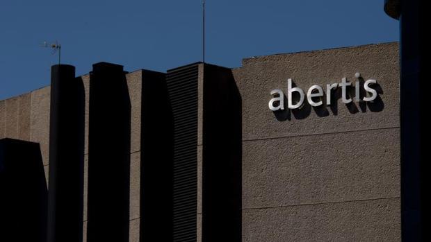 Atlantia asegura que atenderá «los intereses estratégicos» de España en su opa sobre Abertis