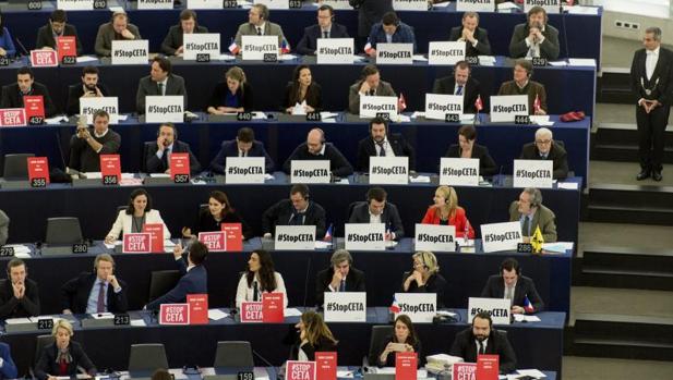 CETA, el acuerdo comercial entre la UE y Canadá que Pedro Sánchez no quiere apoyar