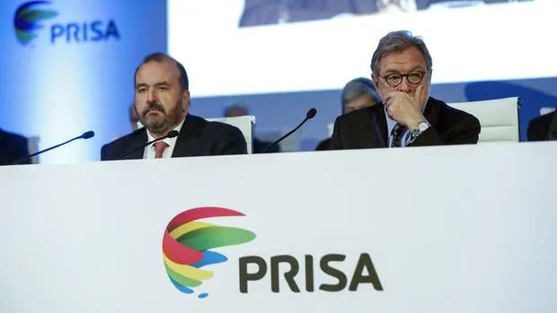 El presidente y el consejero delegado de Prisa, Juan Luis Cebrián y José Luis Sainz, respectivamente