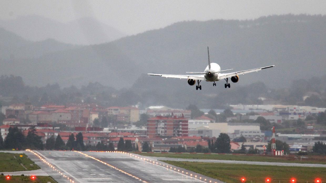 Las aerolíneas deben precisar por separado los importes que deben pagar los clientes por impuestos, según la TJUE