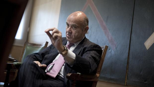 «España crecerá más que el año pasado y el paro bajará del 17%»