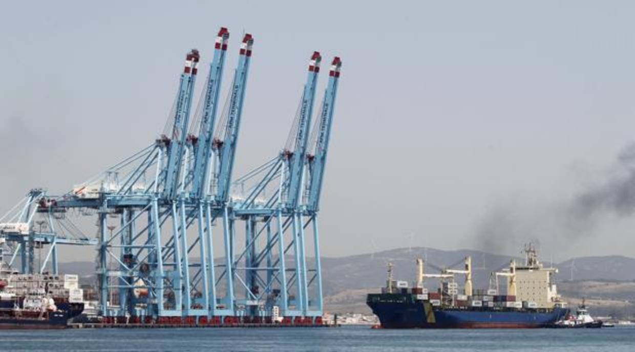 Contenedores en el Puerto de Algeciras (Cádiz)