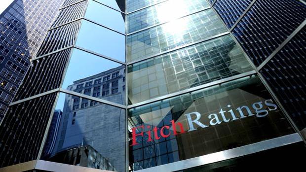 Fitch alerta de que el conflicto con Cataluña puede lastrar la economía de España