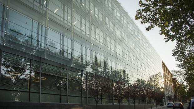 Amazon inaugura en Madrid su nueva oficina corporativa en España