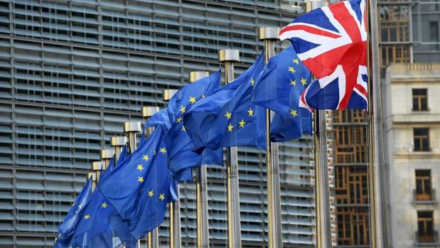 El no acuerdo con la UE le costaría 560 euros al año a más de tres millones de familias británicas