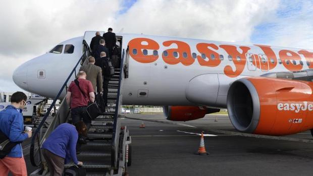 EasyJet pone a la venta 70.000 plazas entre 15 y 25 euros por el Black Friday