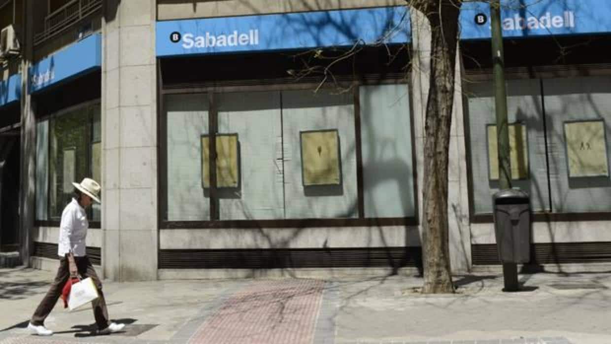 El banco ha cerrado en este ejercicio el 12% de su red de oficinas en España