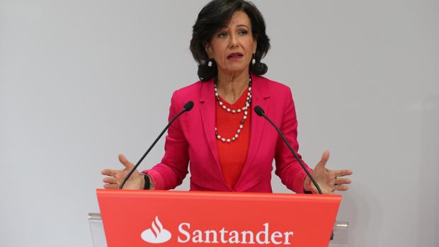 El Santander sanea 600 millones contra sus beneficios por las pérdidas de su filial en EE.UU.