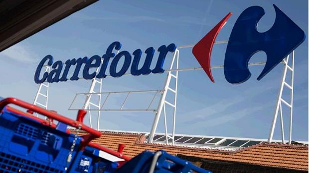 Carrefour abre el primer hipermercado 24 horas de España