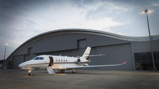 Netjets, la aerolínea privada de Warren Buffet que «inventó» la economía compartida