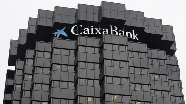 CaixaBank prevé que España crezca un 2,4% este año