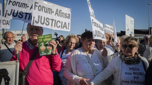 Conthe culpa a Aznar y al Banco de España de no controlar la actividad de Fórum Filatélico