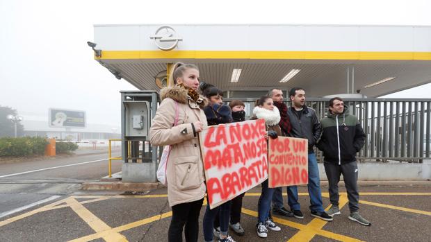 El alcalde de Figueruelas: «La marcha de Opel-Corsa sería una tragedia para el pueblo»