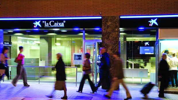 Competencia multa con 91 millones de euros a Santander, Sabadell, BBVA y CaixaBank