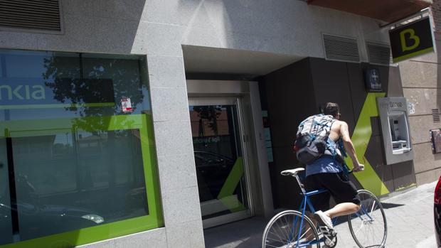 Bankia se alía con Crédit Agricole para competir en crédito al consumo