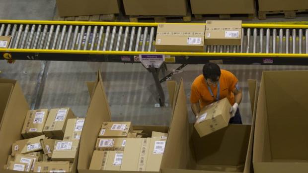 Los trabajadores de Amazon en San Fernando de Henares convocan dos días de huelga