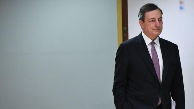 Draghi ancla al Euribor en mínimos ahora y hasta final de año