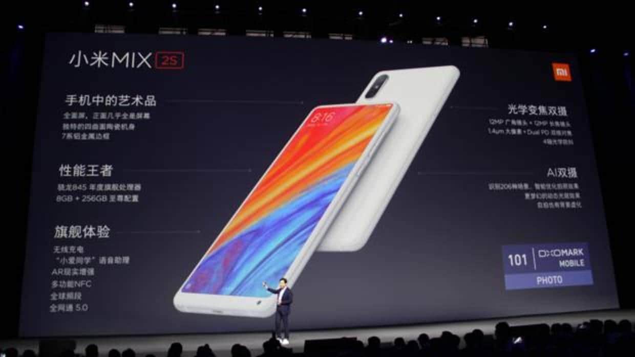 Xiaomi acaba de presentar en el mercado su nuevo móvil, el Mi Mix 2S