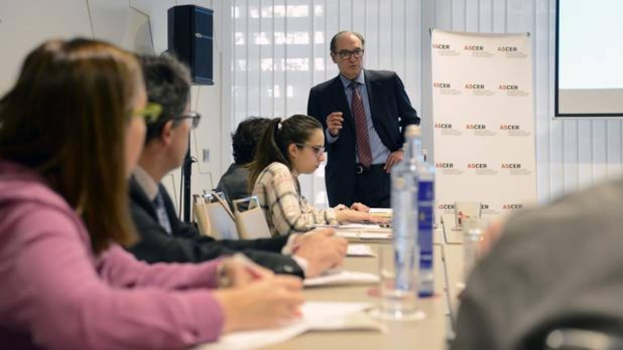 Vicente Nomdedeu, presidente de Ascer, durante la presentación