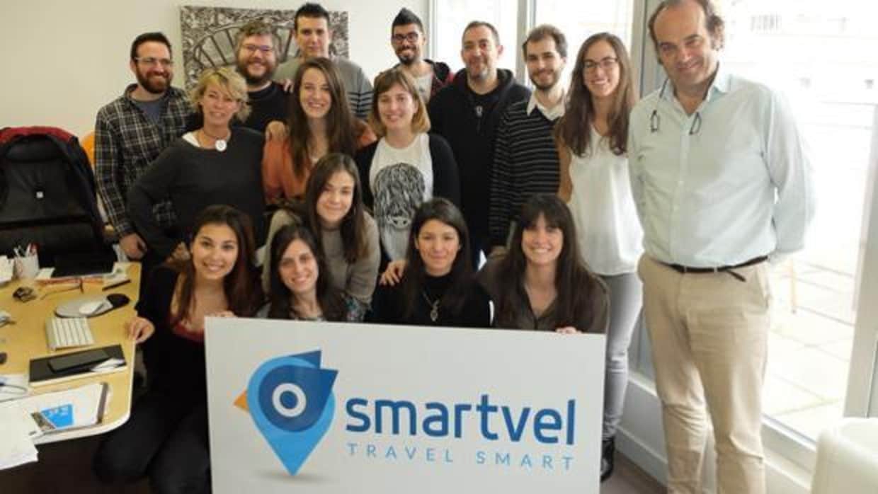 Una imagen del equipo de Smartvel, con su CEO, Iñigo Valenzuela, a la derecha