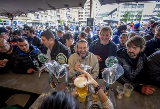 Las finales europeas de rugby dejan en Bilbao miles de euros y la visita de más de 80.000 personas